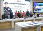 Polda Jatim Amankan Tiga Tersangka Pembuat dan Penyebar Video Hoax Catut Nama Gubernur