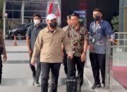 Usai Ditangkap di Sulawesi Selatan, Bupati Kolaka Timur Abdul Azis Tiba di Gedung KPK 