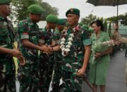 Pangdam XXIII/Palaka Wira Mayjen Binsar Sianipar Tiba di Makodam, Disambut Tradisi Penciuman Duaja