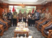 Mendagri dan Menhub Bahas Pengamanan hingga Pengendalian Inflasi Jelang Nataru