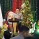 Cahaya Lilin dan Kasih Sesama: Momen Khidmat Kapolda Bali Berbagi Sukacita Natal di Gedung Presisi