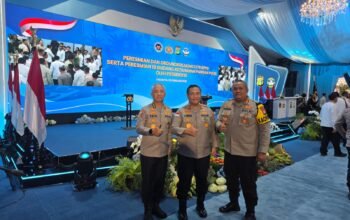 Kapolda Kepri Terima Tanda Kehormatan Satyalancana Wira Karya dari Presiden RI Prabowo Subianto