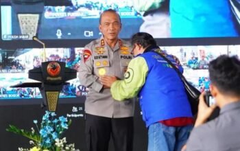 “Sauyunan Jaga Lembur”: Pesan Menyentuh Kapolda Jabar untuk 2.500 Ojol di Bojongsoang