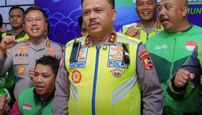 Polantas Menyapa dan Melayani: Cara Korlantas Polri Membangun Kepercayaan Lewat Sapaan
