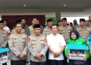 Antusiasme Warga Pecah, Kapolda Jabar Tinjau Langsung Gerakan Pasar Murah di Karawang