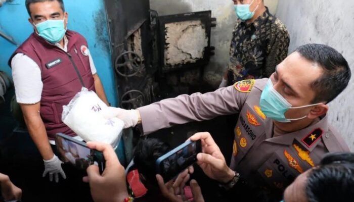 Komitmen Berantas Narkoba, Polda Kalbar Musnahkan 16 Kg Sabu dan Puluhan Ribu Ekstasi, 18 Tersangka Diringkus