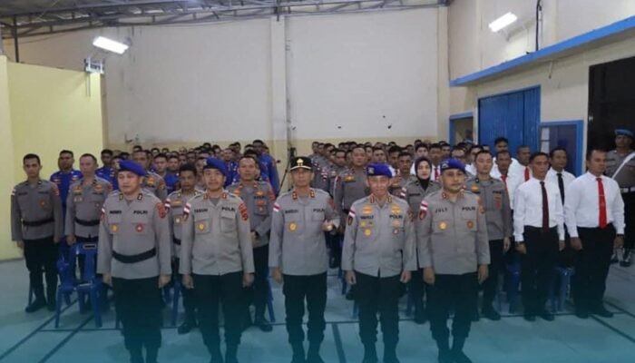 Kunjungi Ditpolairud, Kapolda Aceh Puji Kesigapan Personel Bantu Korban Banjir