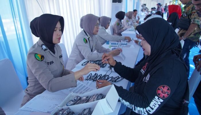 Polri Gelar Bakti Kesehatan dan Pangan Murah Serentak, Sentuh Ojol hingga Buruh Menjelang Idulfitri