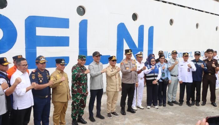 Tinjau Pelabuhan Sampit, Kapolda Kalteng Pastikan Mudik Aman Keluarga Bahagia